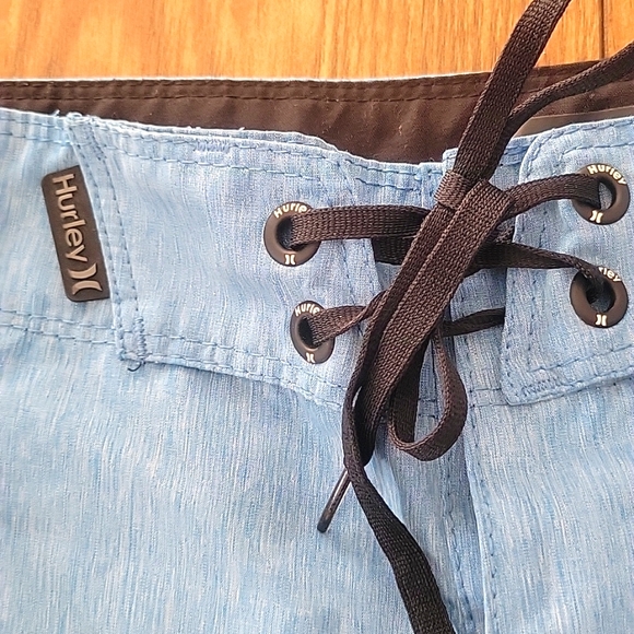 Hurley Mens Blue Swim/ Surf/ board shorts sz 30 - Picture 3 of 5